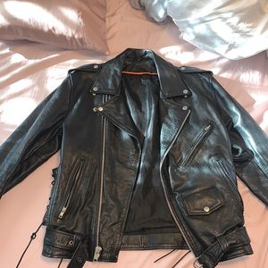 100% vintage leather jacket